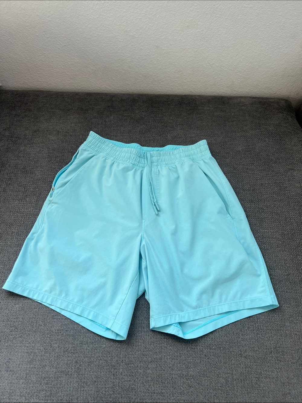 lululemon athletica Men’s Aqua Athletic Shorts